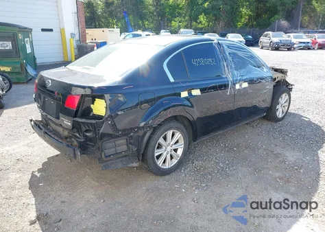 2010 Subaru Legacy 2.5I Premium из США, поврежденный, VIN 4S3BMBG69A3241834